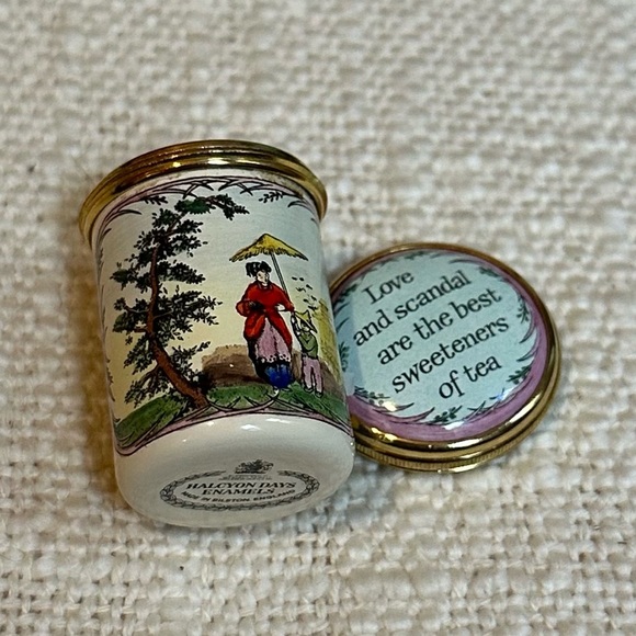 Halcyon Days Enamel Box, screw-on top, pastoral scene - Picture 4 of 9